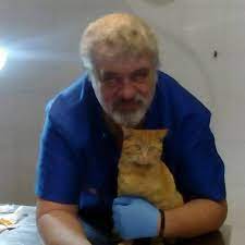 Il Dr. Vincenzo Minuto, veterinario, è un mito…
